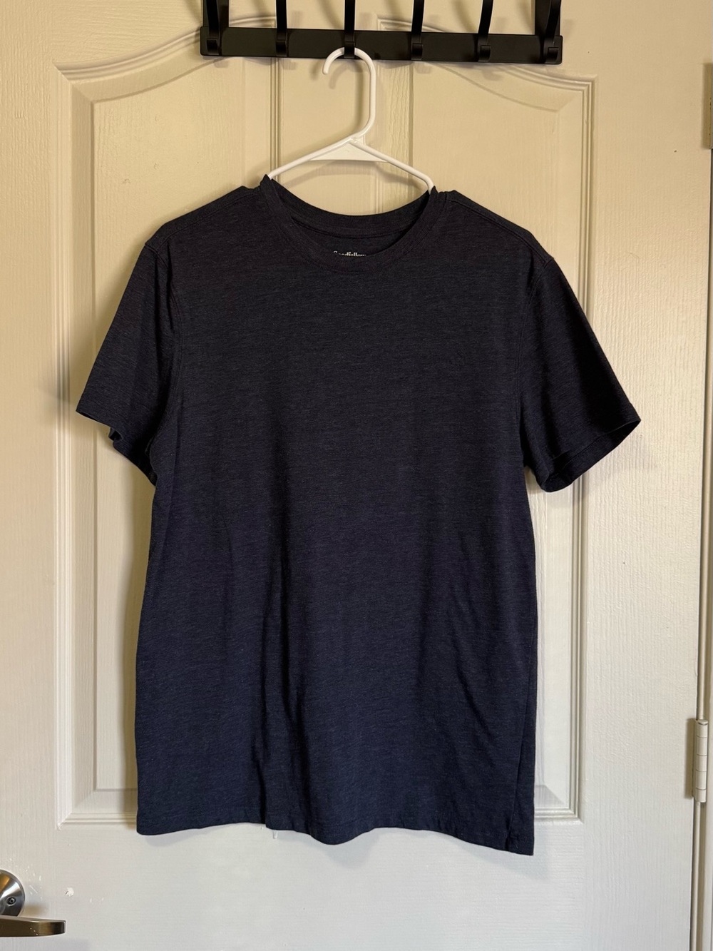 Goodfellow & Co Navy Short-Sleeve Crew Neck T-Shirt